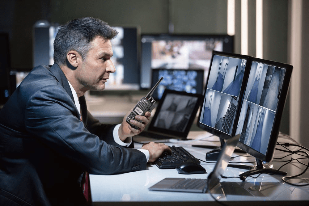 Radiocomunicación DMR y consola de monitoreo en Mobil Phone.
